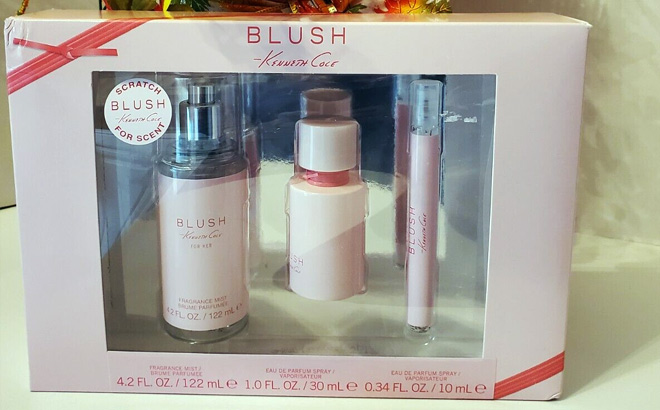 Kenneth Cole 3 Piece Blush Set Kenneth Cole 3 Piece Blush Set