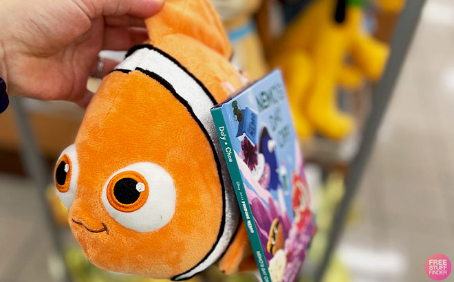 Kohls Cares Nemo Plush Toy Book Bundle 1