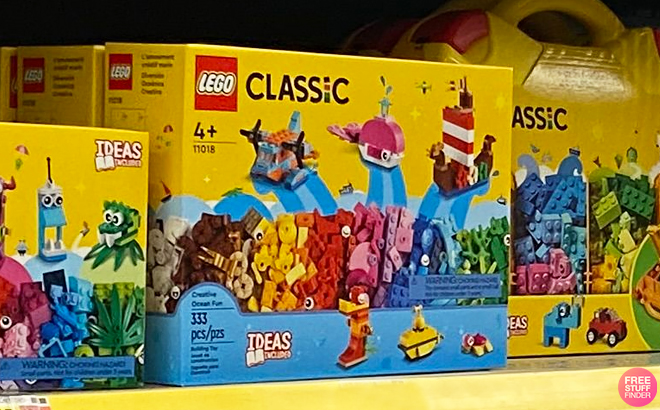 LEGO Classic Creative Ocean Fun Building Set on a Shelf LEGO Classic Creative Ocean Fun Building Set on a Shelf