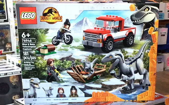 LEGO Jurassic World Blue and Beta Velociraptor Capture Toy Set 1