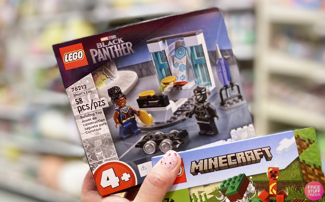 LEGO Marvel Black Panther Shuris Lab Set