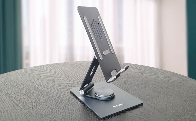 Rotating iPad Stand on a Table