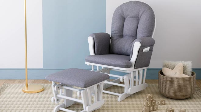 Storkcraft Hoop Nursery Glider and Ottoman Storkcraft Hoop Nursery Glider and Ottoman