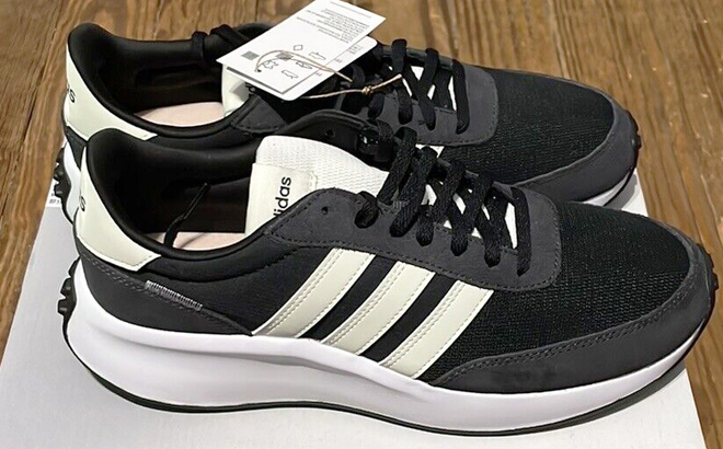 Adidas Womens Run 70s Sneakers in Black and White