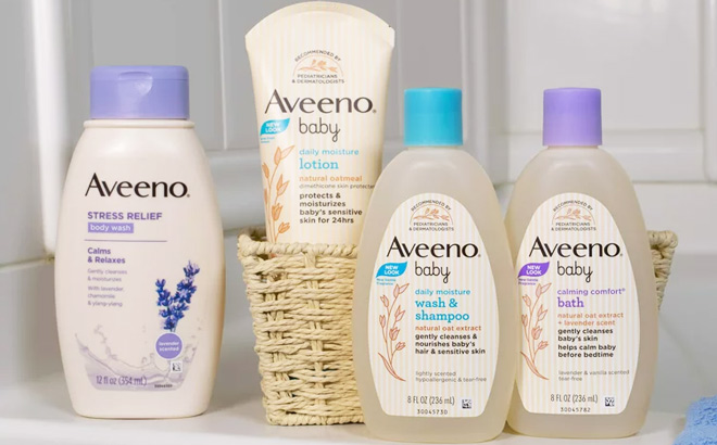 Aveeno Baby Mommy & Me Daily Bath time 4-Piece Gift Set  