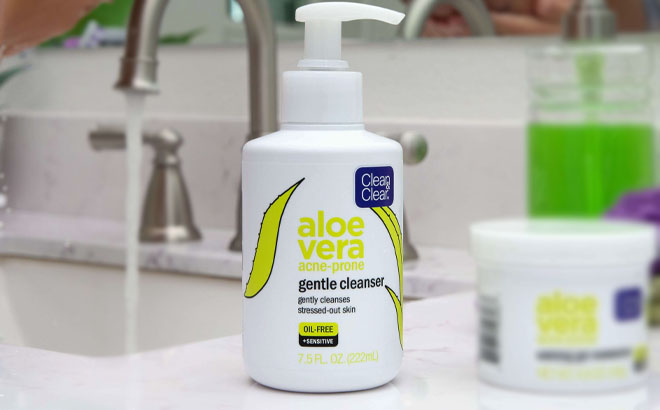 Clean Clear Aloe Vera Acne Prone Gentle Cleanser