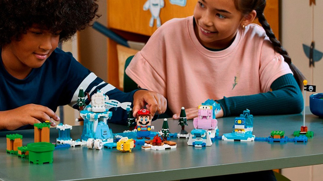 LEGO Super Mario Fliprus Snow Adventure Expansion Set LEGO Super Mario Fliprus Snow Adventure Expansion Set