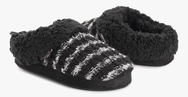 Muk Luks Womens Black White Stripe Suki Slippers 1 Muk Luks Womens Black White Stripe Suki Slippers 1