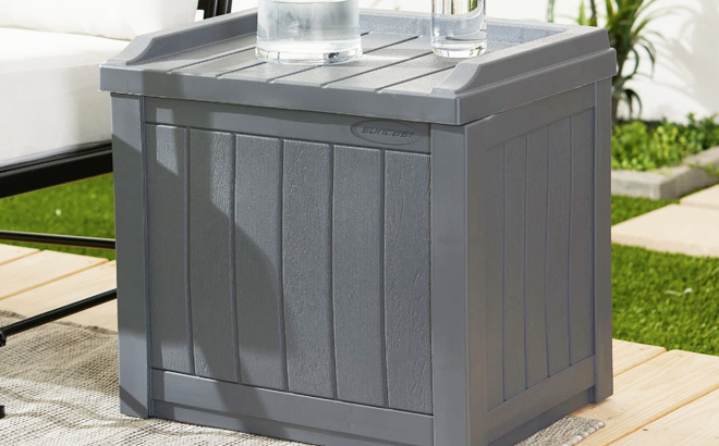 Suncast 22 Gallon Deck Box