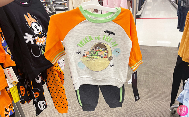 Toddler Boys Lucasfilm Halloween Baby Yoda Fleece Top and Bottom Set at Target