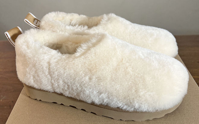 UGG Natural Classic Cozy Bootie