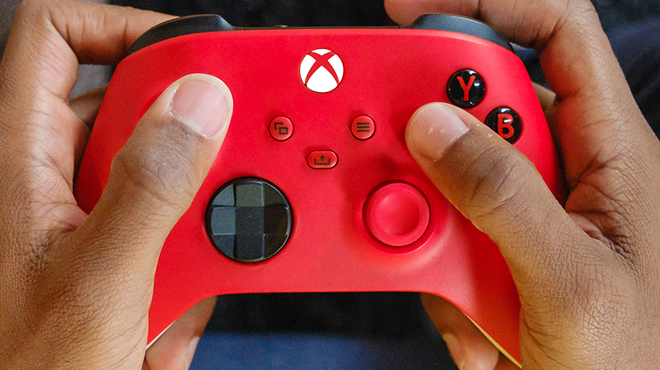 Xbox Core Wireless Controller Pulse Red Xbox Core Wireless Controller Pulse Red