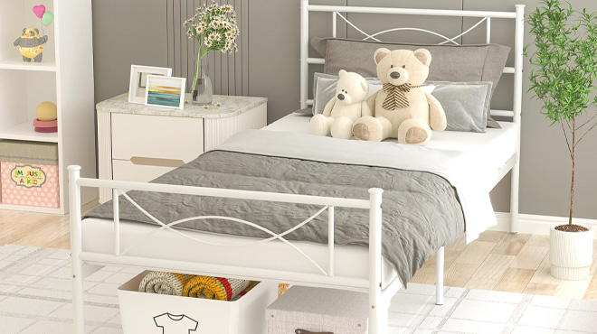 Yoneston Easy Set up Premium Metal Bed Platform Box Spring