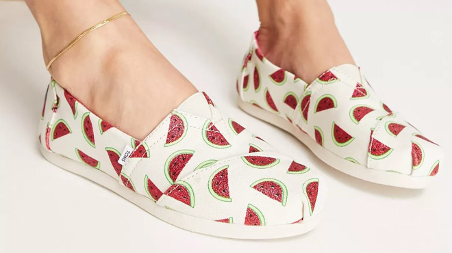 Close up of a Woman Wearing TOMS Alaprgata Watermelon Shoes