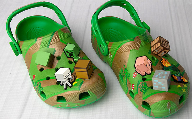 Crocs Kids Minecraft Elevated Clogs on the Ground