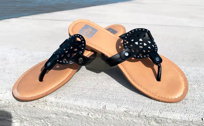 Dolce Vita Women's Gotie Laser Cut Studded Thong Sandals Dolce Vita Women's Gotie Laser Cut Studded Thong Sandals