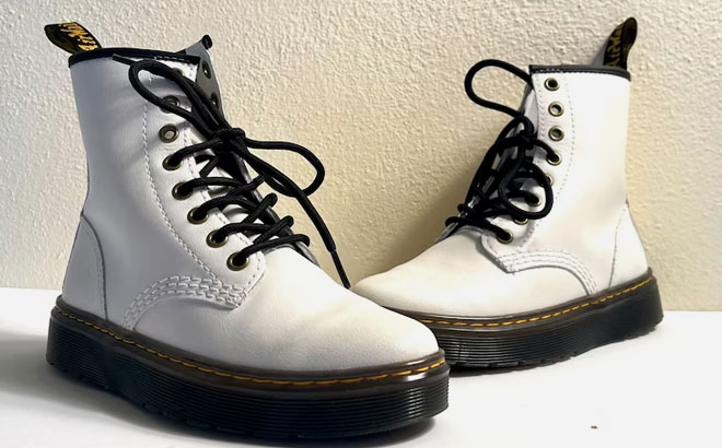 Dr Martens Zavala Leather Womens Boots in white
