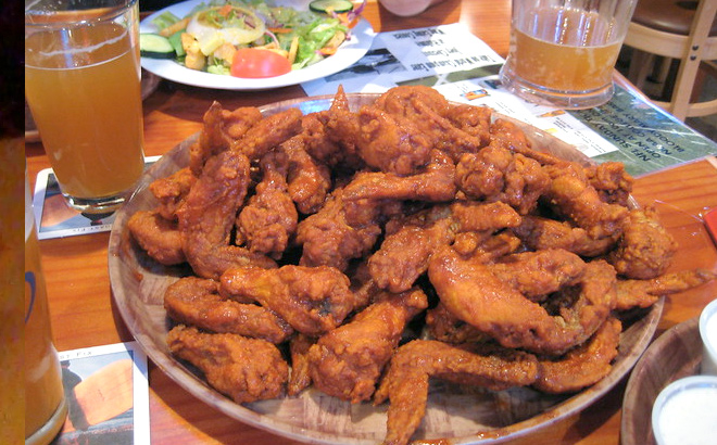 Hooters Chicken Wings for Labor Day
