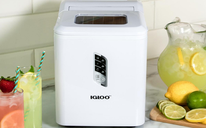 Igloo 26 Pound Self Cleaning Ice Maker