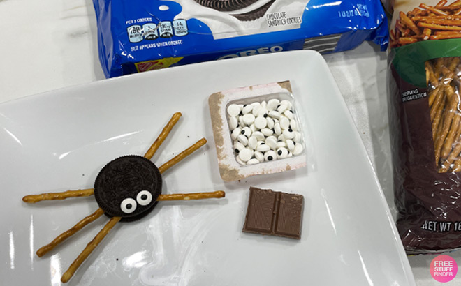 Ingredients for Halloween Oreo Spider Cookies