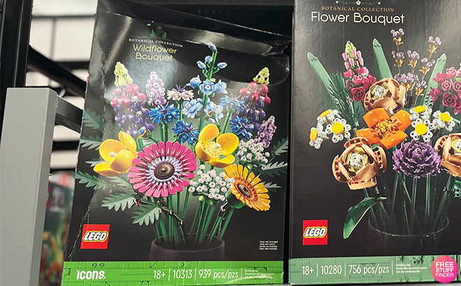 LEGO Botanical Collection Wildflower Bouquet 939 Piece Set