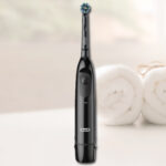 Oral B Pro 100 Electric Toothbrush