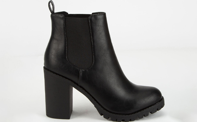 SODA Lug Sole Double Gore Womens Black Ankle Boots