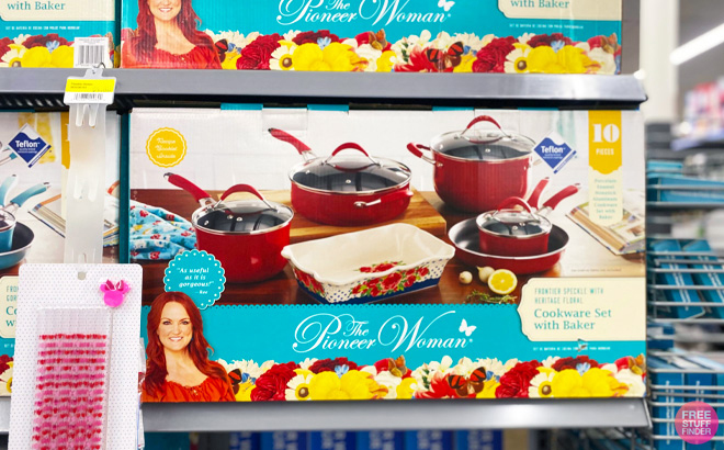 The Pioneer Woman 10 Piece Cookware Set in Red Color