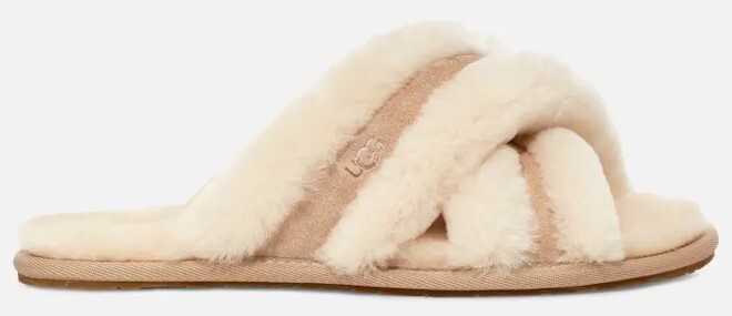 UGG Scuffita Womens Criss Cross Fluffy Slide Slippers in Sand Color