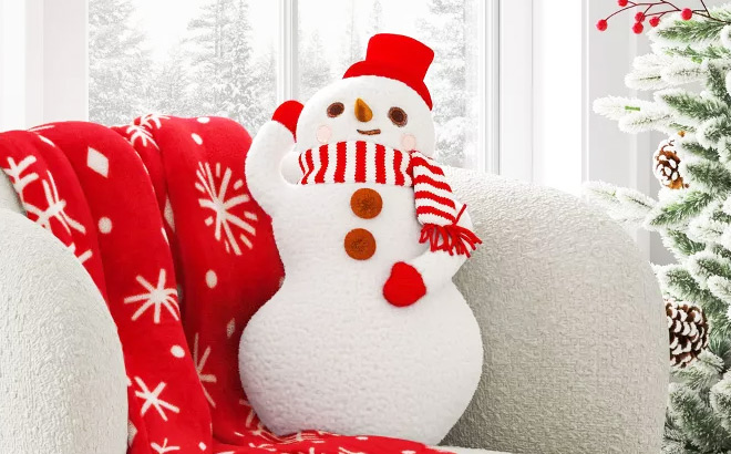 Wondershop 18 Inch Christmas Snowman Pillow