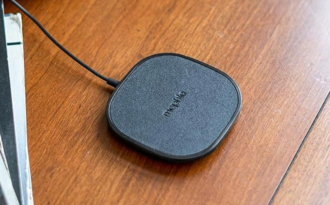 mophie Wireless 10W Charging Pad