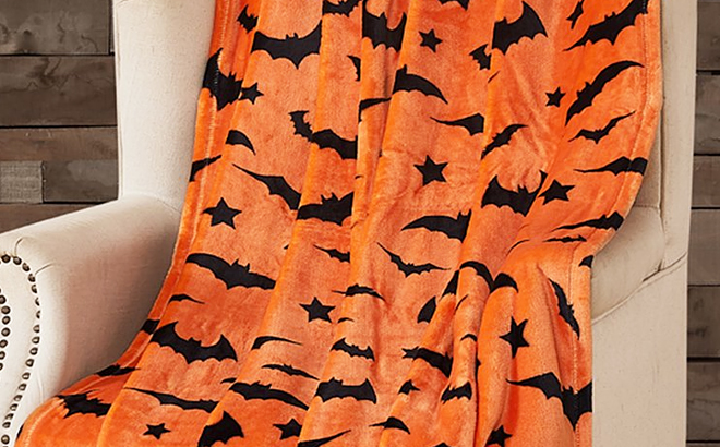 Halloween Bats With Stars Flannel Throw