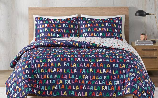 Holiday FaLaLa 3 Piece Comforter Set