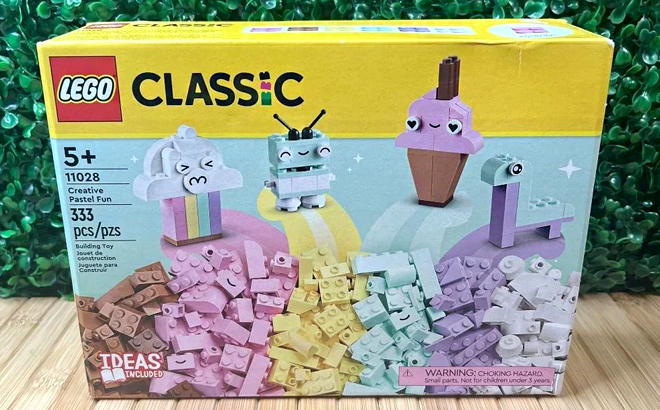 LEGO Classic Creative Pastel Fun Bricks Box 11028 Building Toy Set