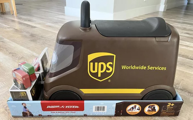 Radio Flyer UPS Delivery Truck Ride On