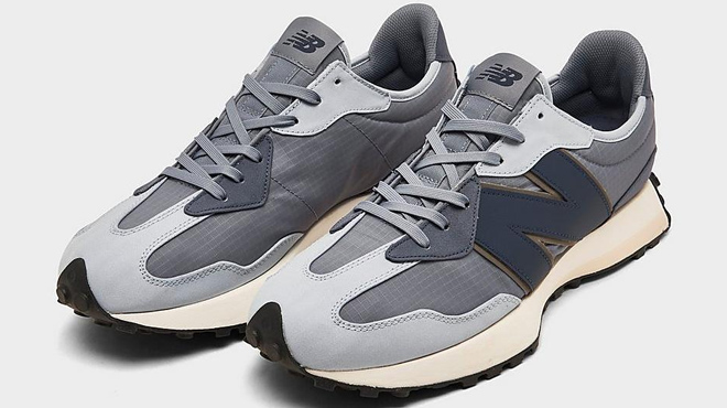 an Image of New Balance 327 Casual Shoes an Image of New Balance 327 Casual Shoes