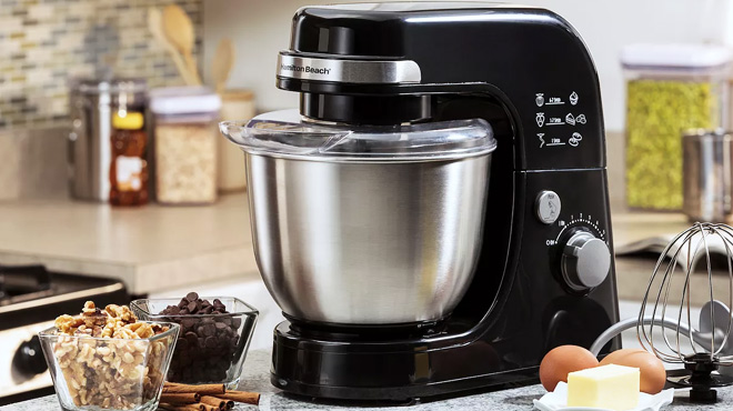 7 Speed 4 Quart Stand Mixer 7 Speed 4 Quart Stand Mixer