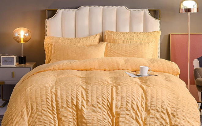 A Nice Night Seersucker Chic Comforter Set