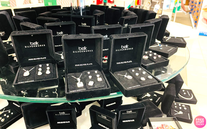 Belk Black Friday Deals Live Now 19 Boots 8 Shirts 14 Sweaters Free Stuff Finder