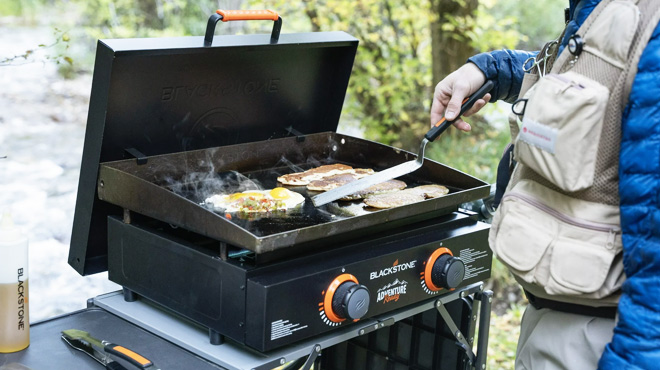 Blackstone 22 inch Griddle with Hard Cover