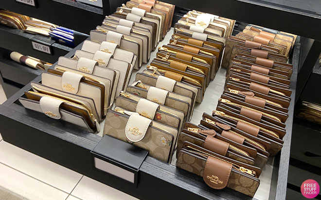 Coach Outlet Corner Zip Wallets