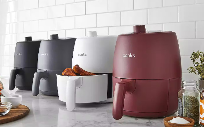 Cooks Air Fryers on Kitchen Counter