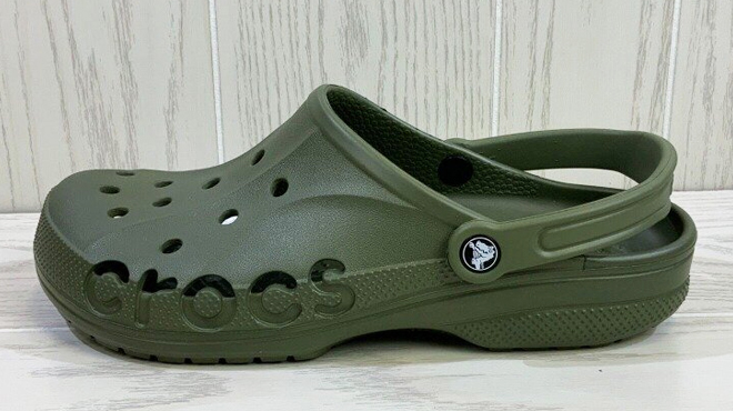 Crocs Baya CLog in Pepper color