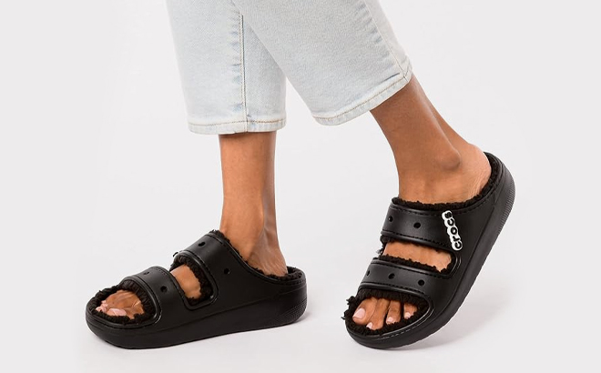 Crocs Classic Cozzzy Sandals Black