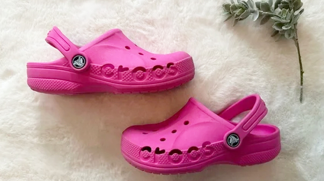 Crocs Toddler Baya Clogs in Electric Pink