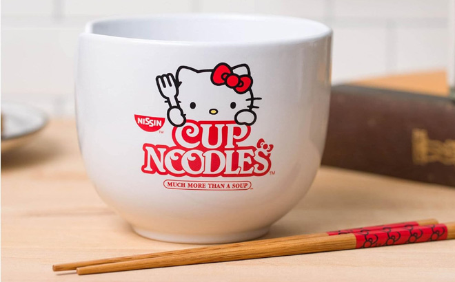Hello Kitty Ramen Bowl Set