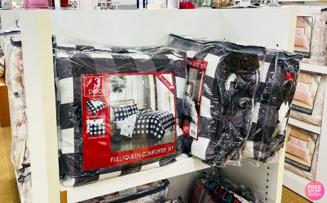 Holiday Dogs 3 Piece Comforter Set on a Shelf