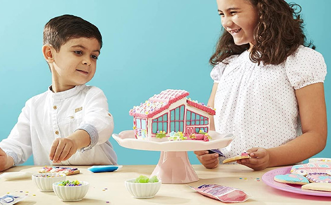 Kids are Playing with Create a Trear Barbie Cookie Dreamhouse Kit