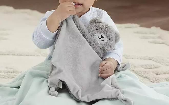 Koolaburra by UGG Baby Edith Blanket Bear Thumbie Gift Set 1