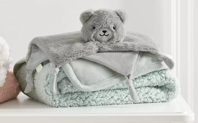 Koolaburra by UGG Baby Edith Blanket Bear Thumbie Gift Set